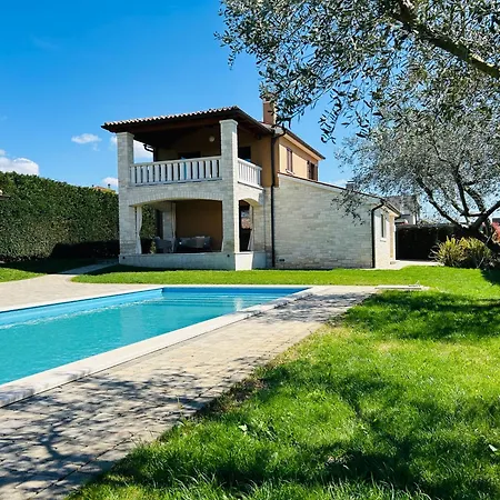 Cosima In Ruhiger Lage, Naehe Villa *